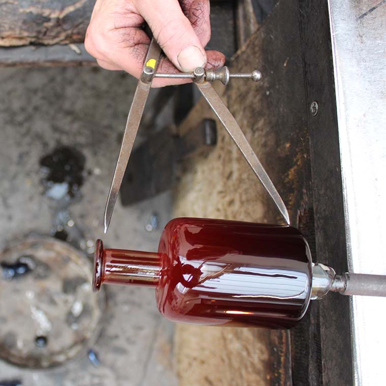 perfume bottle production