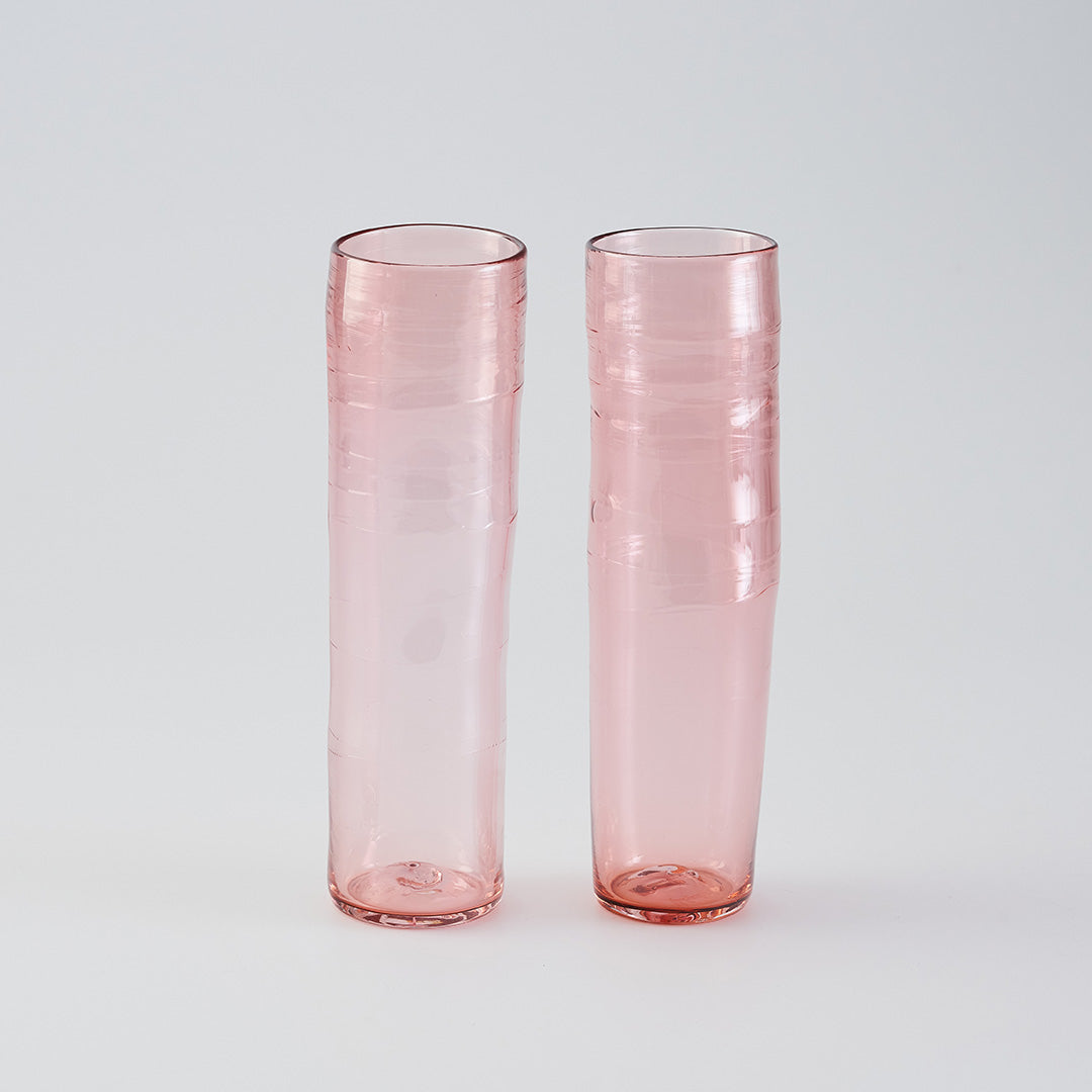 pale pink champagne glasses